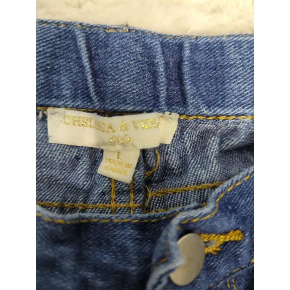 Chelsea & Violet Girls Size Large Distressed Cropped Blue‎ Jeans 575